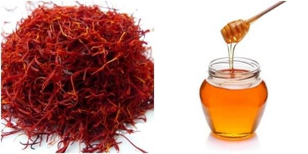 ngâm saffron với mật ong